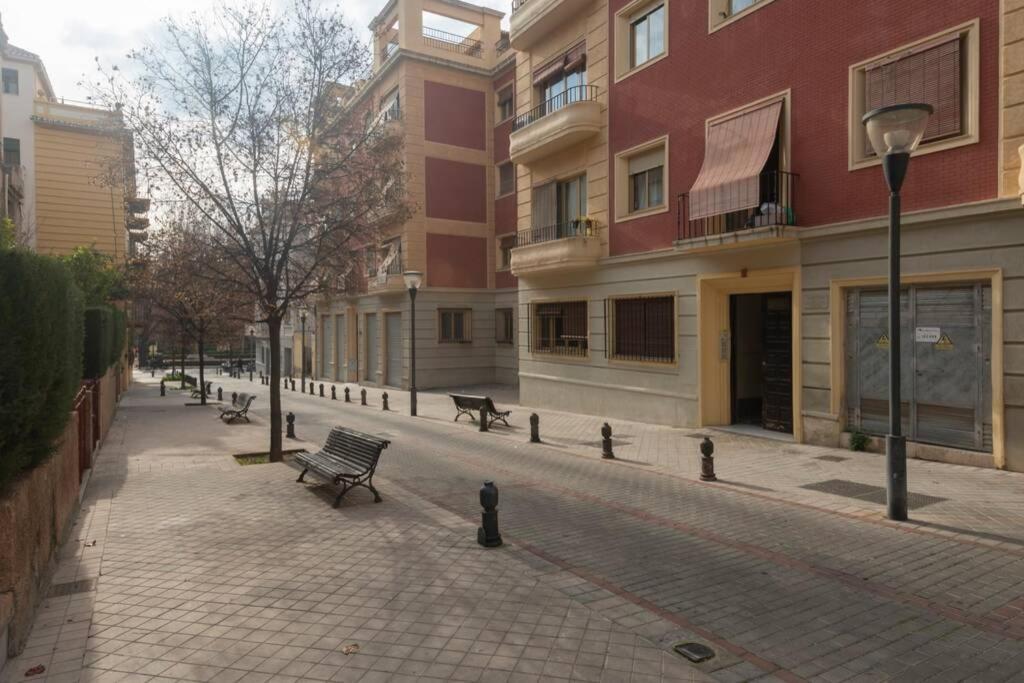 Precioso Piso En Paseo De La Bomba Free Parking Lejlighed Granada Eksteriør billede